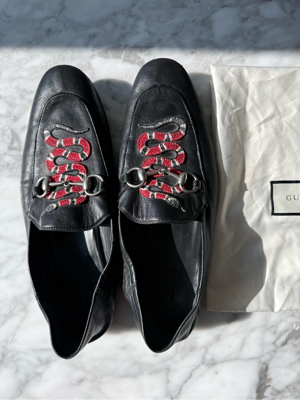 Gucci - Men’s Black Leather Horsebit Loafers - Red Snake Embroidery - size 8.5